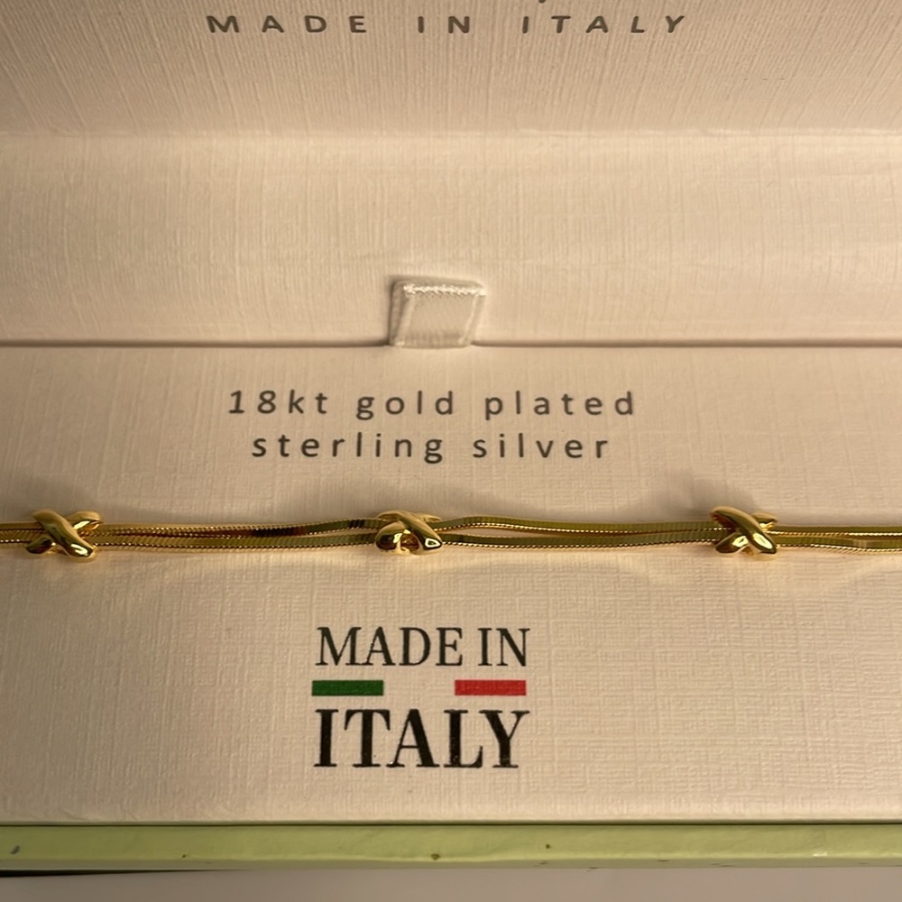 Mia Fiore Bracelet 18 KT Gold Plated over Sterling Silver Bracelet - Picture 2 of 6